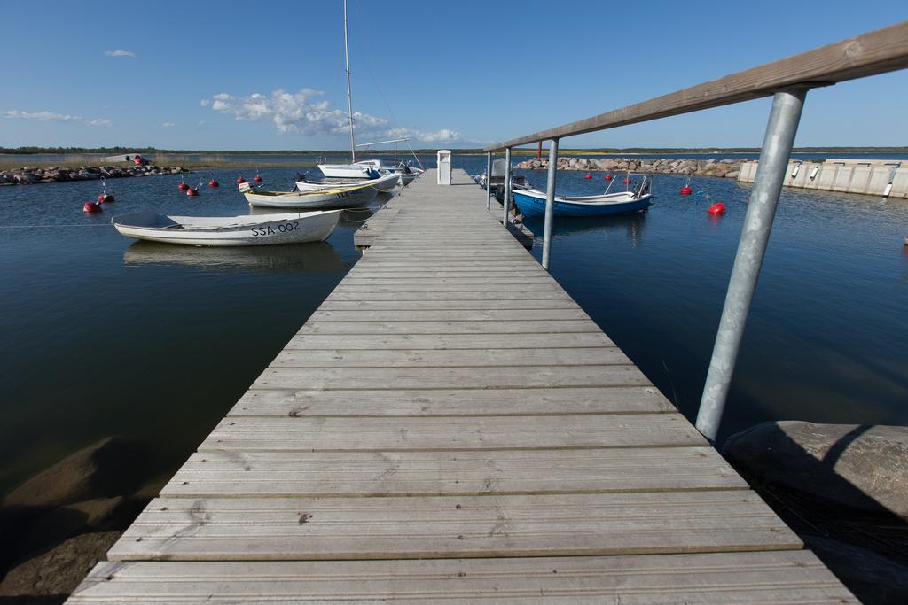 Affittacamere Harbor House Lomala Esterno foto